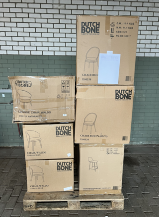 8x Diverse stoelen, fauteuils en barkrukken Dutchbone